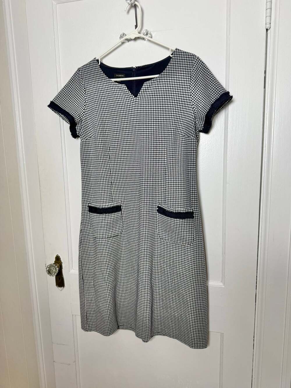 Talbots Size 12 Navy Ivory Houndstooth Shift Dress Fringe Trim Pockets